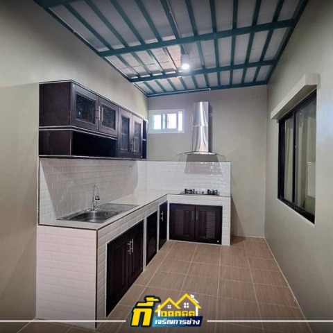 ต่อเติมครัวหลังบ้าน